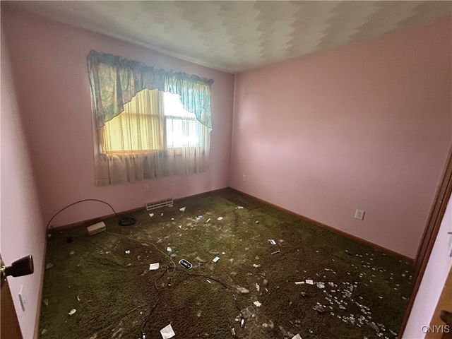 9 Anderson Circle, Auburn, NY 13021