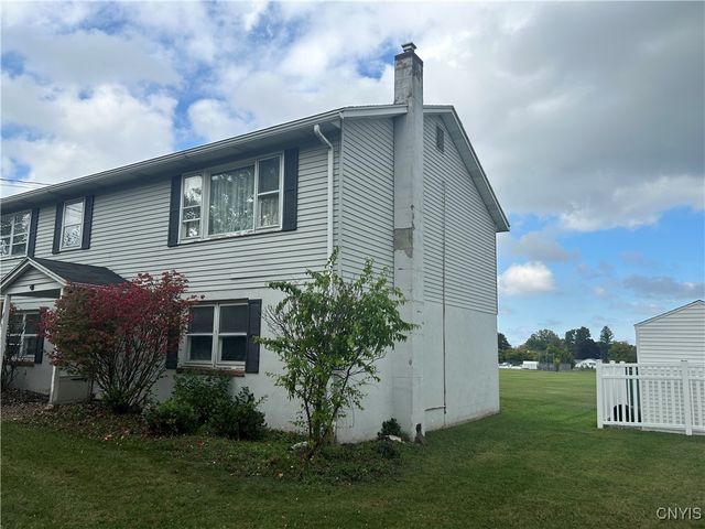 9 Anderson Circle, Auburn, NY 13021