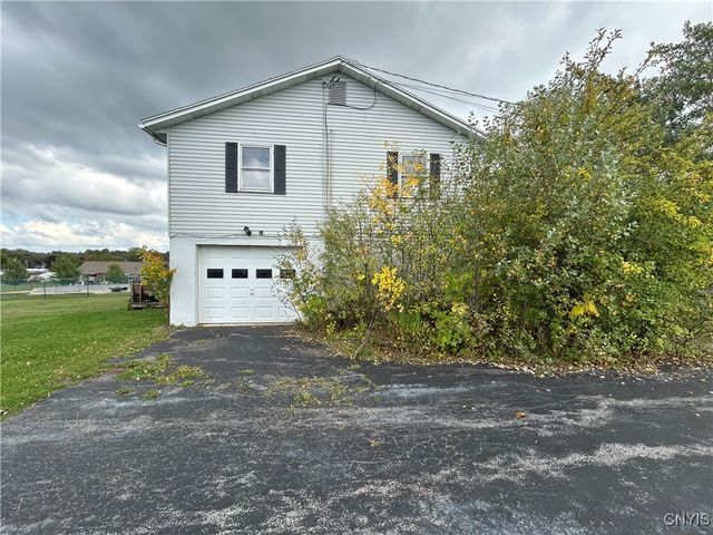 9 Anderson Circle, Auburn, NY 13021
