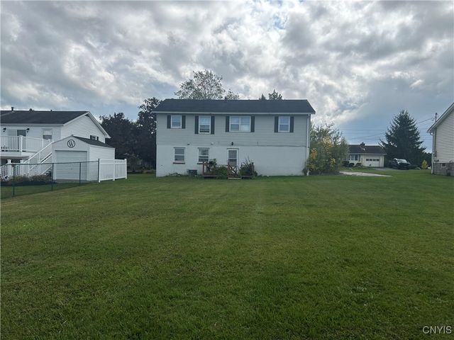 9 Anderson Circle, Auburn, NY 13021