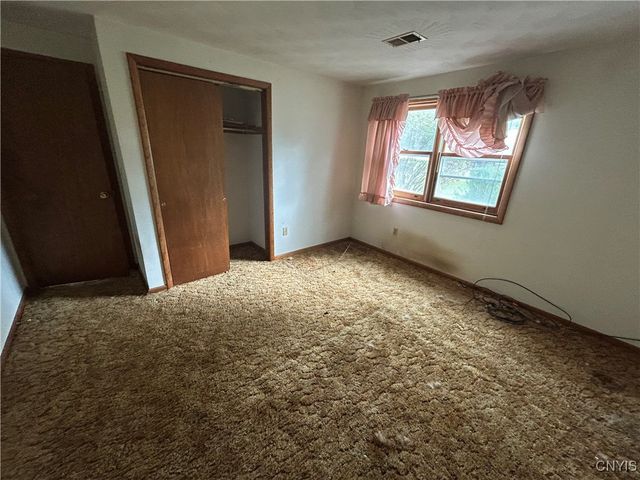 9 Anderson Circle, Auburn, NY 13021