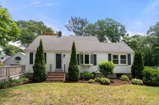 170 Thicket Street, Weymouth, MA 02190
