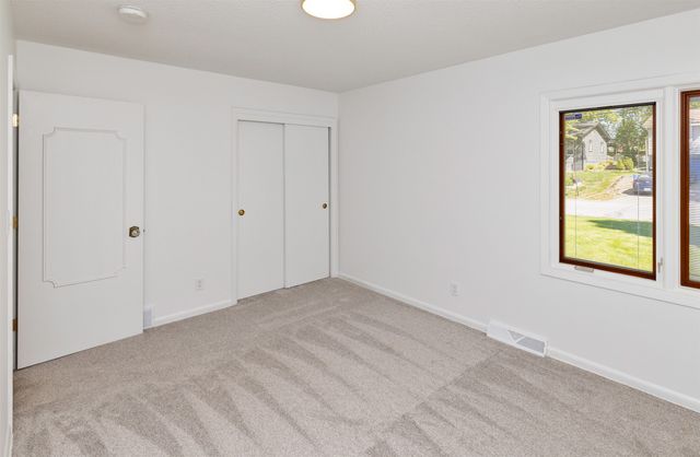 6522 Lincoln Avenue, Windsor Heights, IA 50324