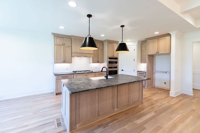 631 Hollow Wood Trl, Mount Juliet, TN 37122