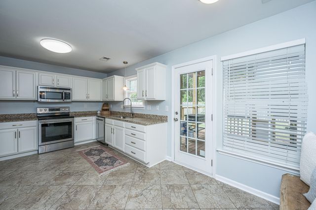 1928 Staffwood Road, Johns Island, SC 29455