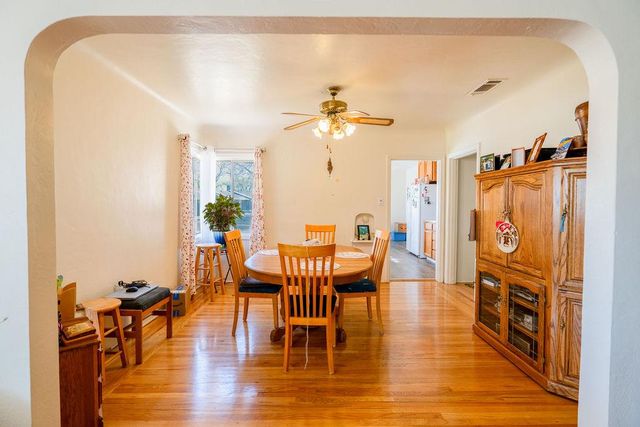 915 La Loma Ave, Modesto, CA 95354