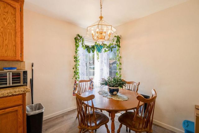 915 La Loma Ave, Modesto, CA 95354