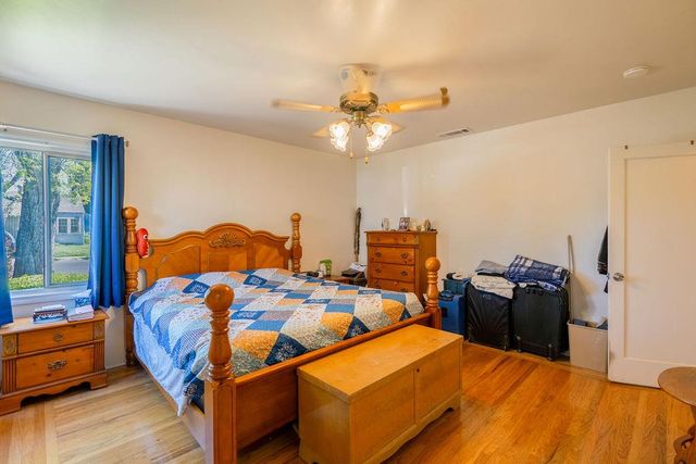 915 La Loma Ave, Modesto, CA 95354