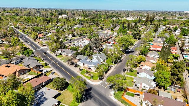 915 La Loma Ave, Modesto, CA 95354