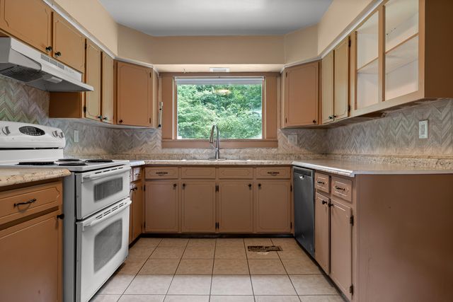 1731 Jeanaga Trail, Chattanooga, TN 37406
