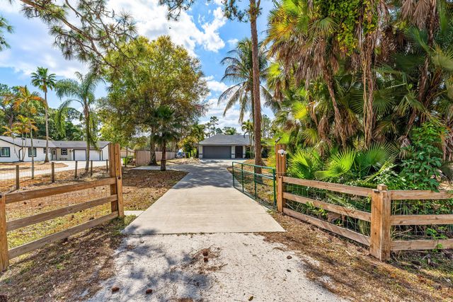 14936 22nd Road N, Loxahatchee Groves, FL 33470