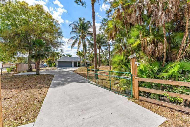 14936 22nd Road N, Loxahatchee Groves, FL 33470