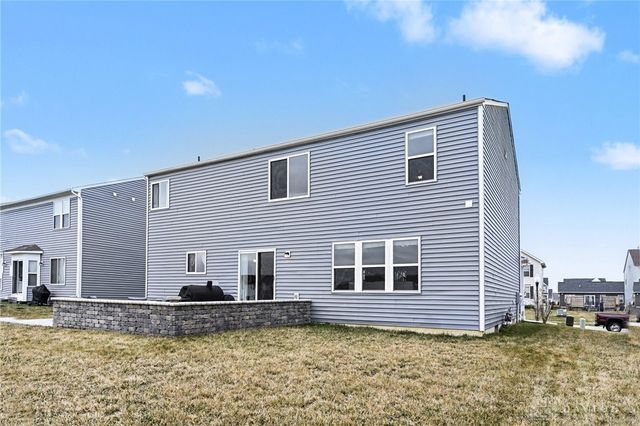 4031 Red Bud Way, Tipp City, OH 45371