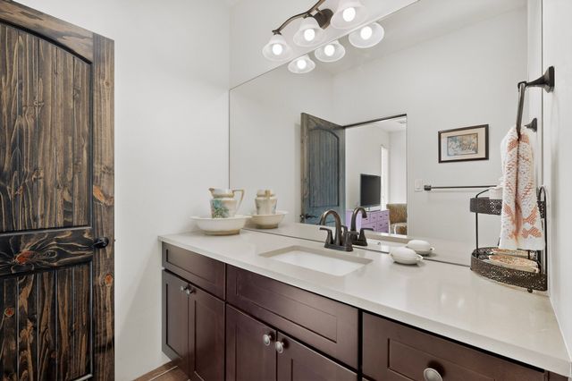 6 Pinon Doblado, Santa Fe, NM 87508