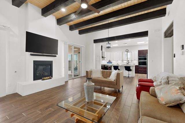 6 Pinon Doblado, Santa Fe, NM 87508