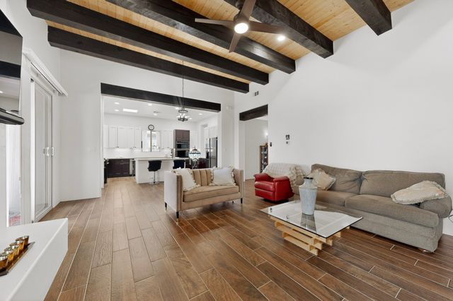 6 Pinon Doblado, Santa Fe, NM 87508
