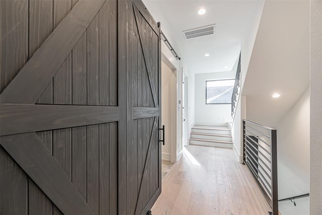 829 Alexander Street, Houston, TX 77007