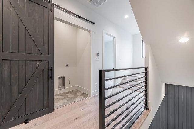 829 Alexander Street, Houston, TX 77007