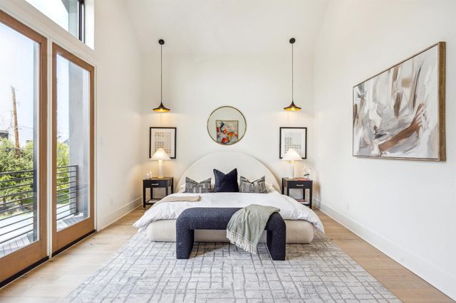 829 Alexander Street, Houston, TX 77007