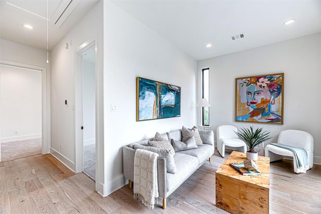 829 Alexander Street, Houston, TX 77007