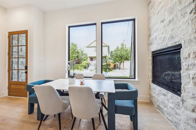 829 Alexander Street, Houston, TX 77007