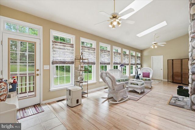 2286 RICHMOND HWY, Stafford, VA 22554