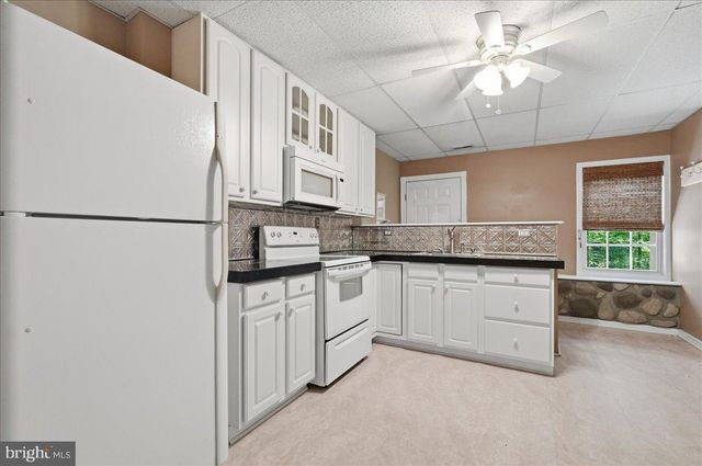 2286 RICHMOND HWY, Stafford, VA 22554