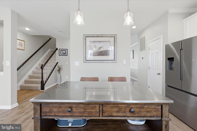 620 HOWITZER TER NE, Leesburg, VA 20176