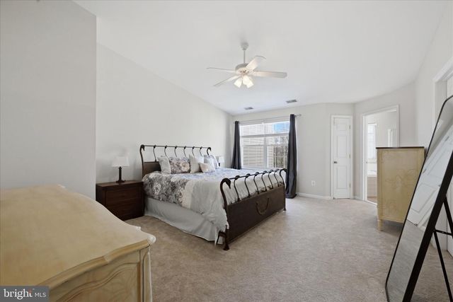 620 HOWITZER TER NE, Leesburg, VA 20176