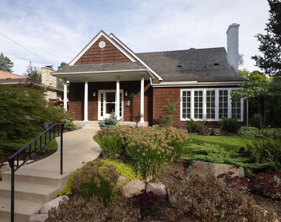 2207 Penn Avenue S, Minneapolis, MN 55405 — photo 2