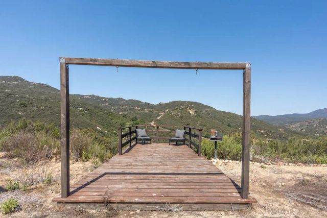 7 Hombre Ln, Murrieta, CA 92562