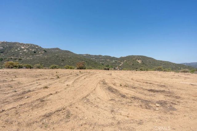 7 Hombre Ln, Murrieta, CA 92562