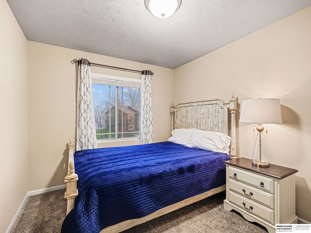 8520 Baker Street, Omaha, NE 68122