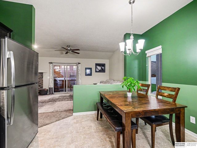 8520 Baker Street, Omaha, NE 68122