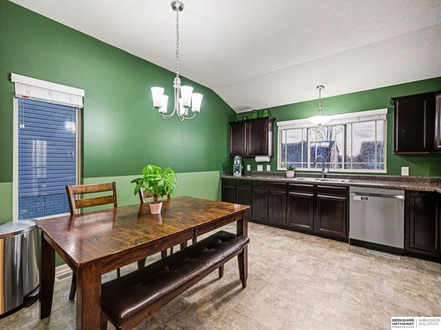 8520 Baker Street, Omaha, NE 68122