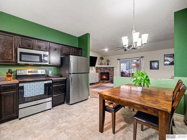 8520 Baker Street, Omaha, NE 68122