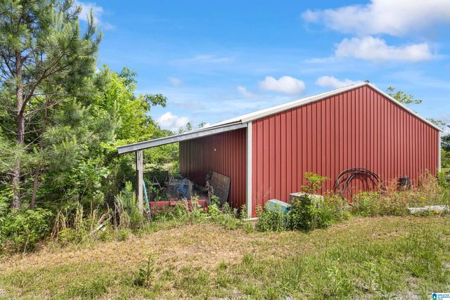 390 CHAMBLEE LANE, Warrior, AL 35180