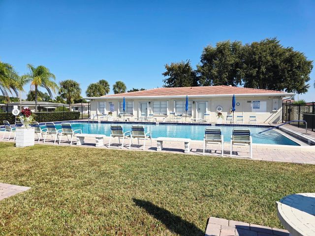 5713 NW 65th Te, Tamarac, FL 33321