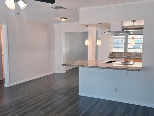 5713 NW 65th Te, Tamarac, FL 33321