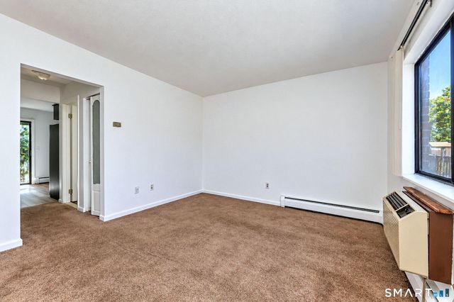 214 Oakville Avenue D, Waterbury, CT 06708