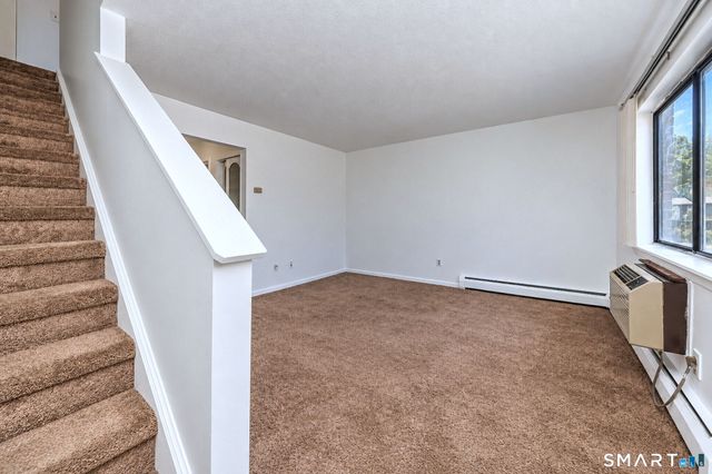 214 Oakville Avenue D, Waterbury, CT 06708