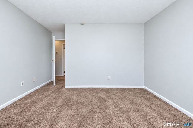214 Oakville Avenue D, Waterbury, CT 06708