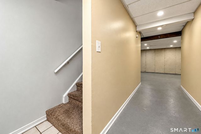 214 Oakville Avenue D, Waterbury, CT 06708