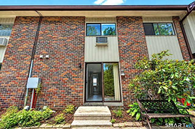 214 Oakville Avenue D, Waterbury, CT 06708
