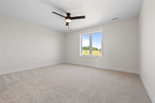 1310 S Auburn Place, West Des Moines, IA 50266