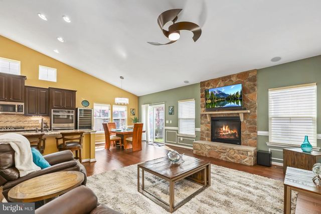 7136 SHEPHERDSTOWN RD, Warrenton, VA 20187