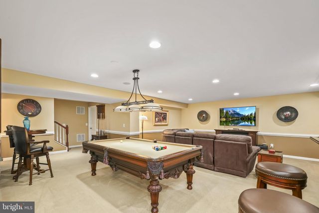 7136 SHEPHERDSTOWN RD, Warrenton, VA 20187