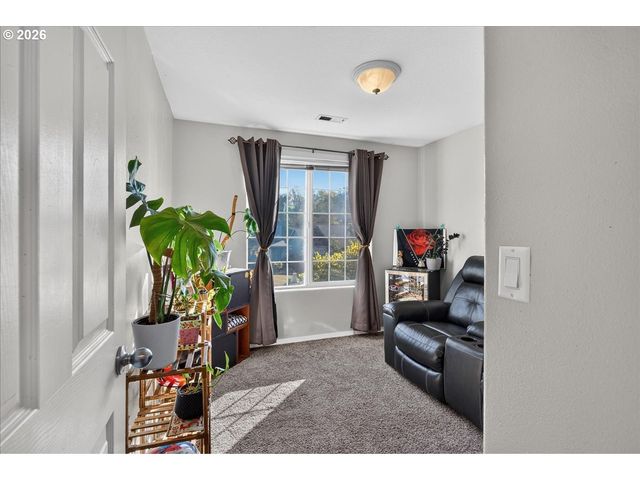 316 Ne STORMY St, Albany, OR 97322