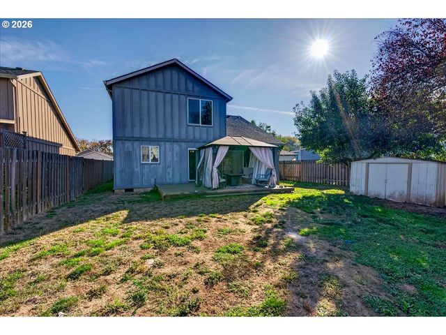 316 Ne STORMY St, Albany, OR 97322