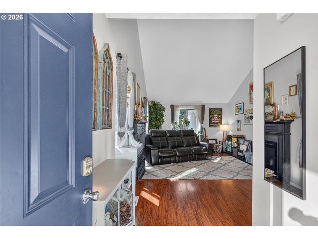 316 Ne STORMY St, Albany, OR 97322